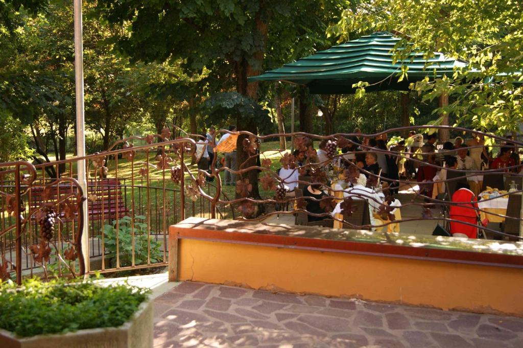 Hotel La Tagliolina à Monteveglio Extérieur photo